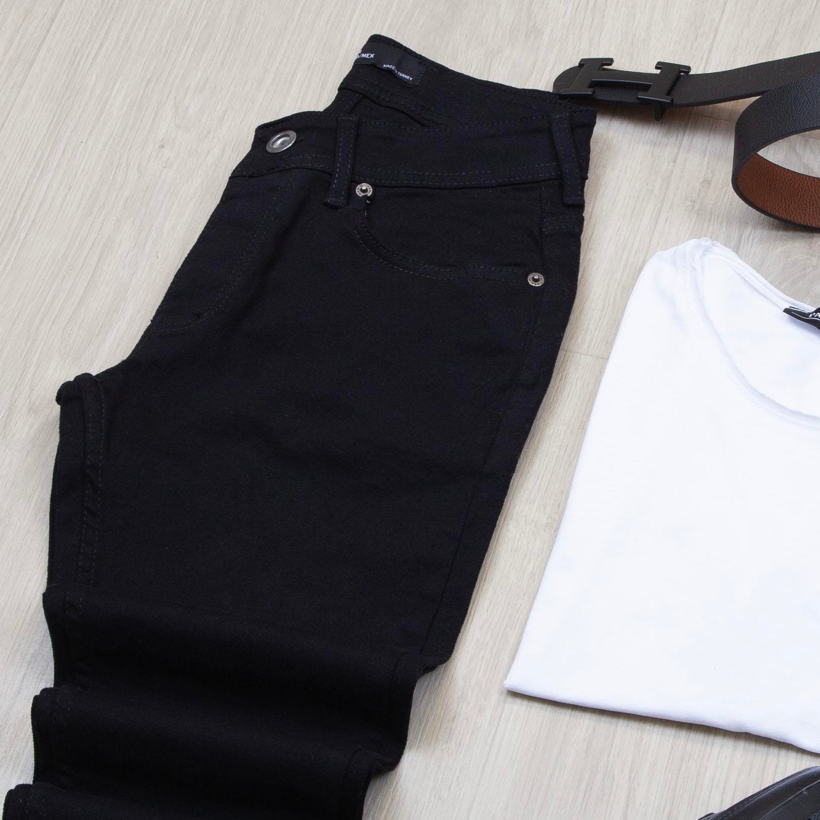 Siyah Kırçıllı Blazer Ceket Tişört Pantolon Ayakkabı Kombin