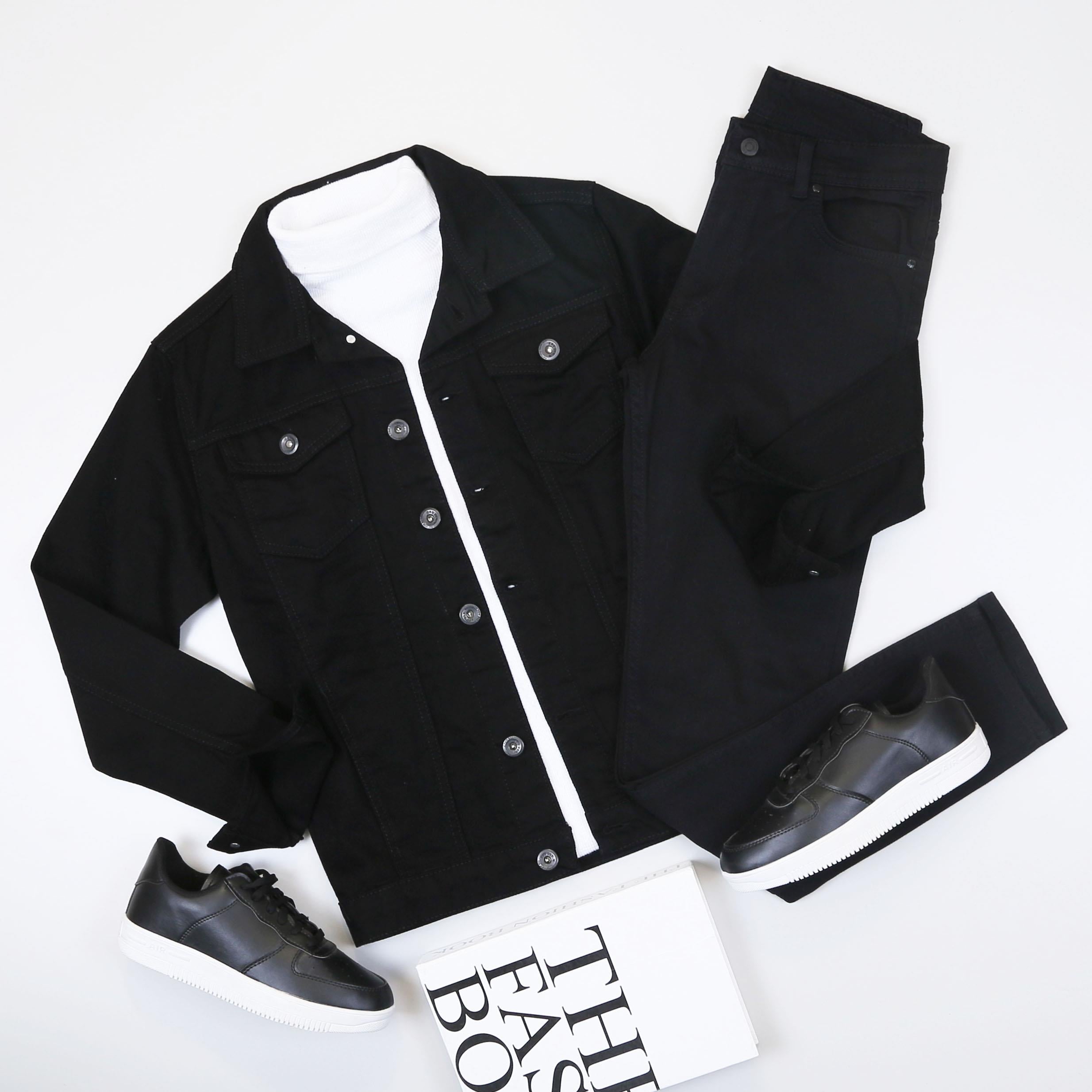 Siyah Kot Ceket Boğazlı Body Pantolon Ayakkabı Kombin