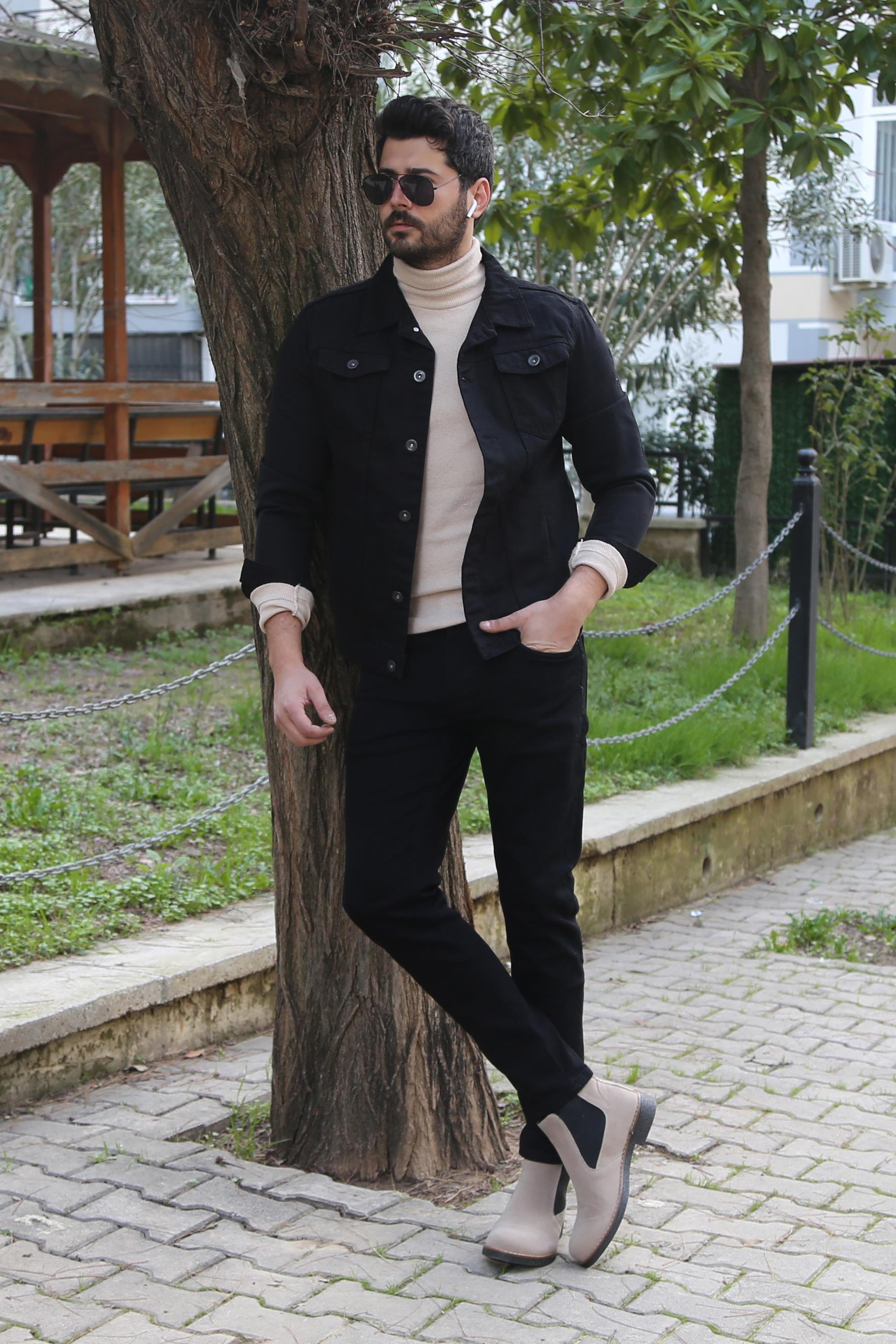 Siyah Kot Ceket Boğazlı Body Pantolon Bot Kombin