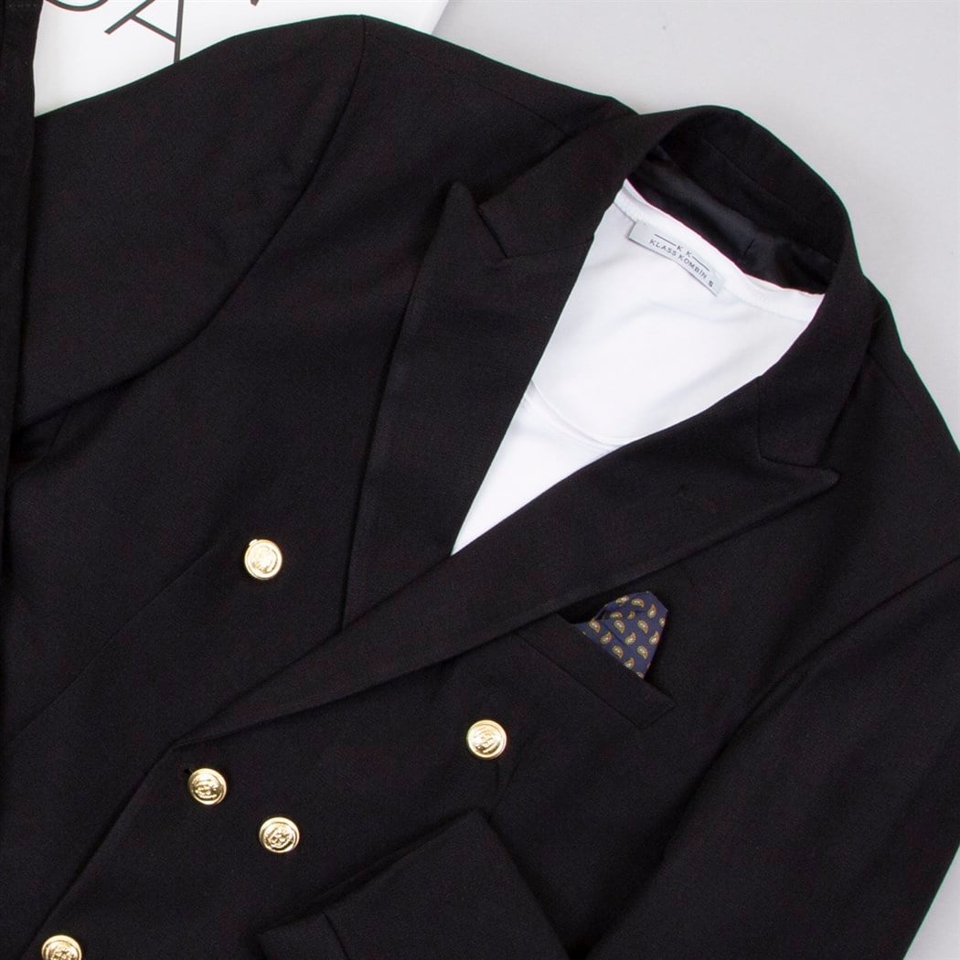 Siyah Kruvaze Ceket Tişört Pantolon Ayakkabı Kombin