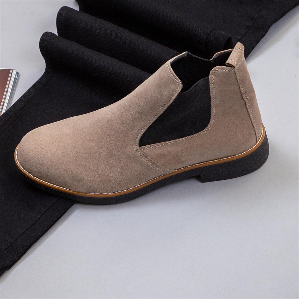 Siyah Mavi Kürklü Kot Ceket Boğazlı Kazak Pantolon Bot Kombin