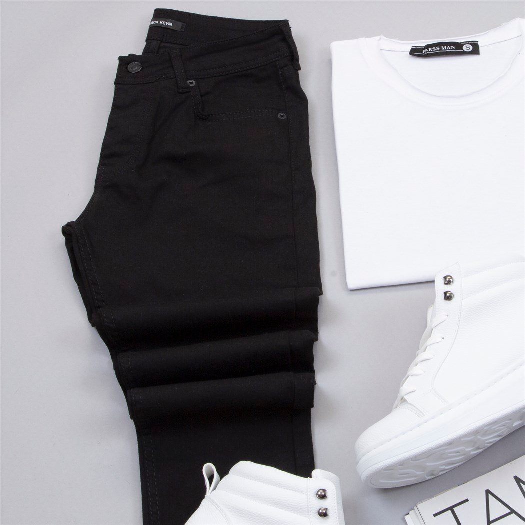 Siyah Nubuk Ceket Tişört Pantolon Ayakkabı Kombin