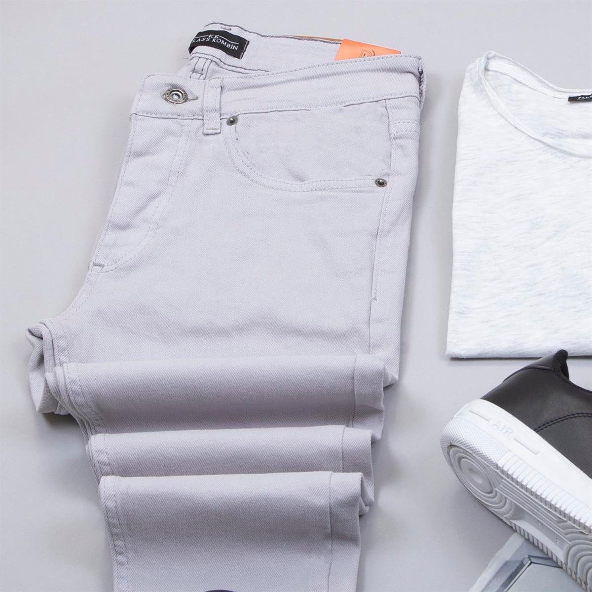 Siyah Nubuk Ceket Tişört Pantolon Ayakkabı Kombin