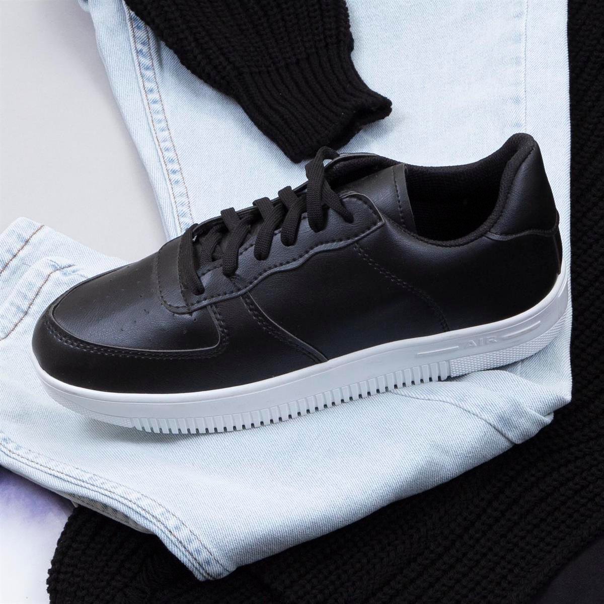 Siyah Özel Yırtıklı Hırka Tişört Pantolon Ayakkabı Kombin