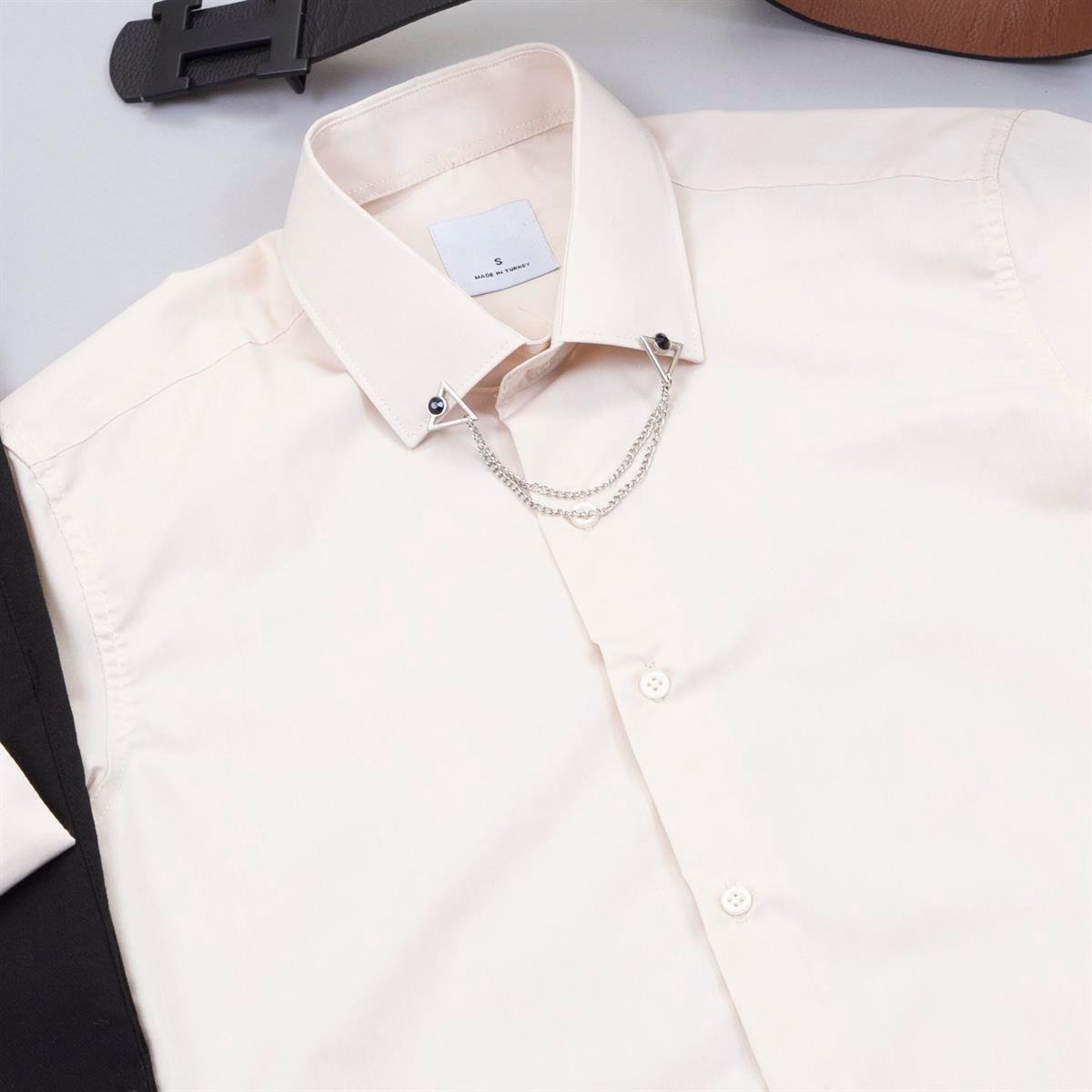 Siyah Pantolon Bej Gömlek Ayakkabı Kombin