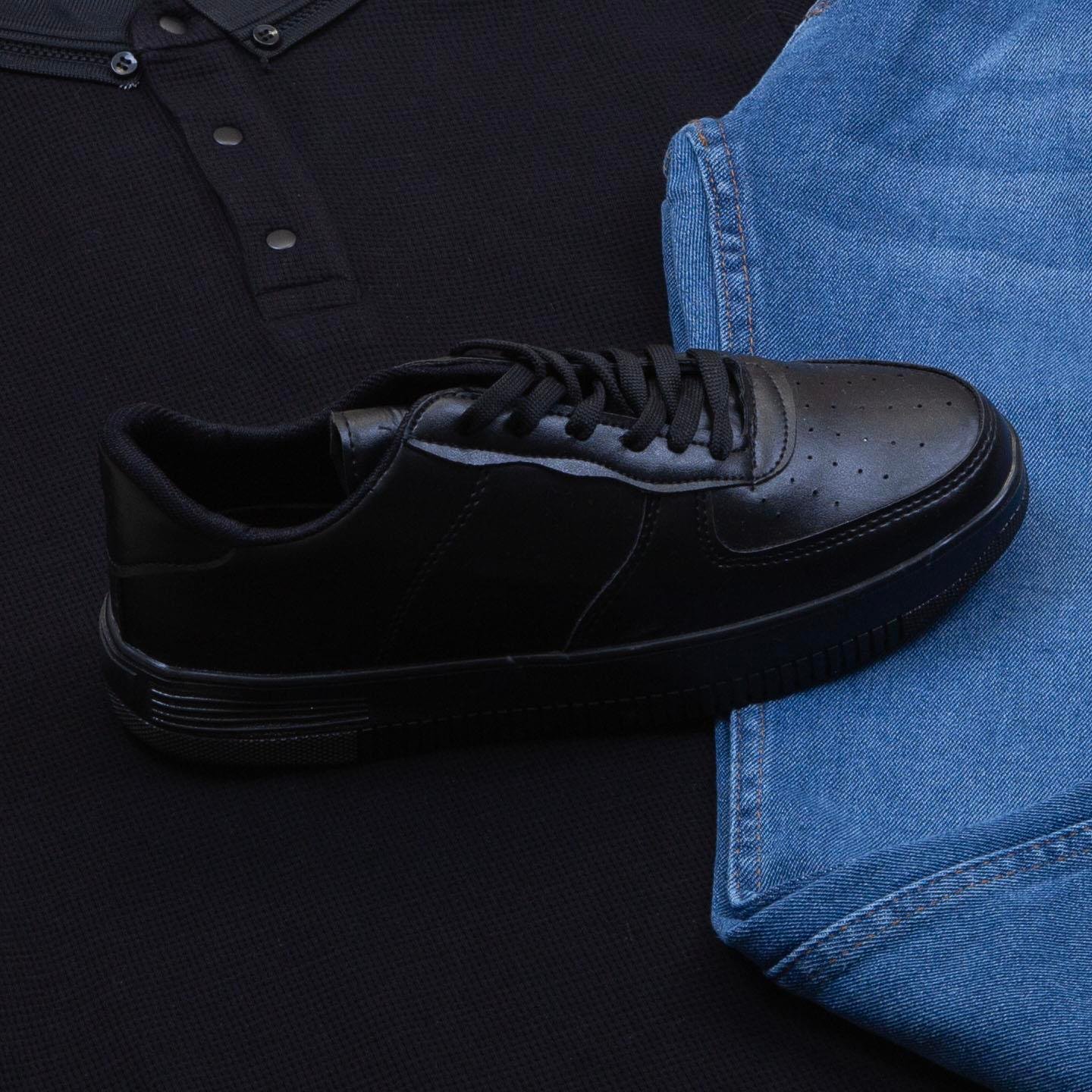 Siyah Polo Yaka Tişört Pantolon Ayakkabı Kombin