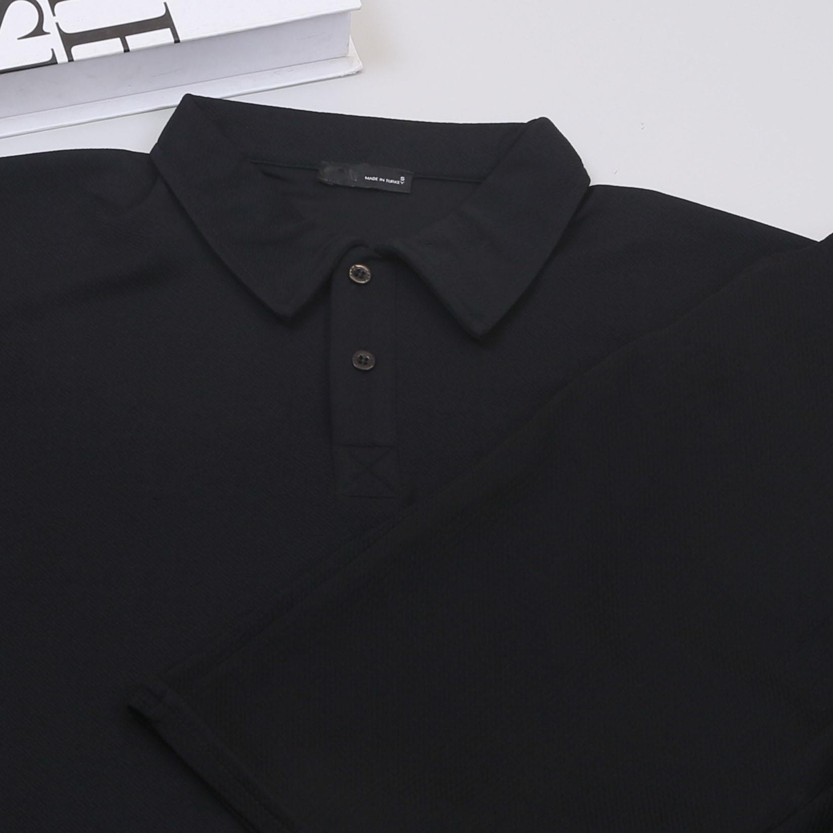 Siyah Polo Yaka Tişört Şort  Ayakkabı Kombin