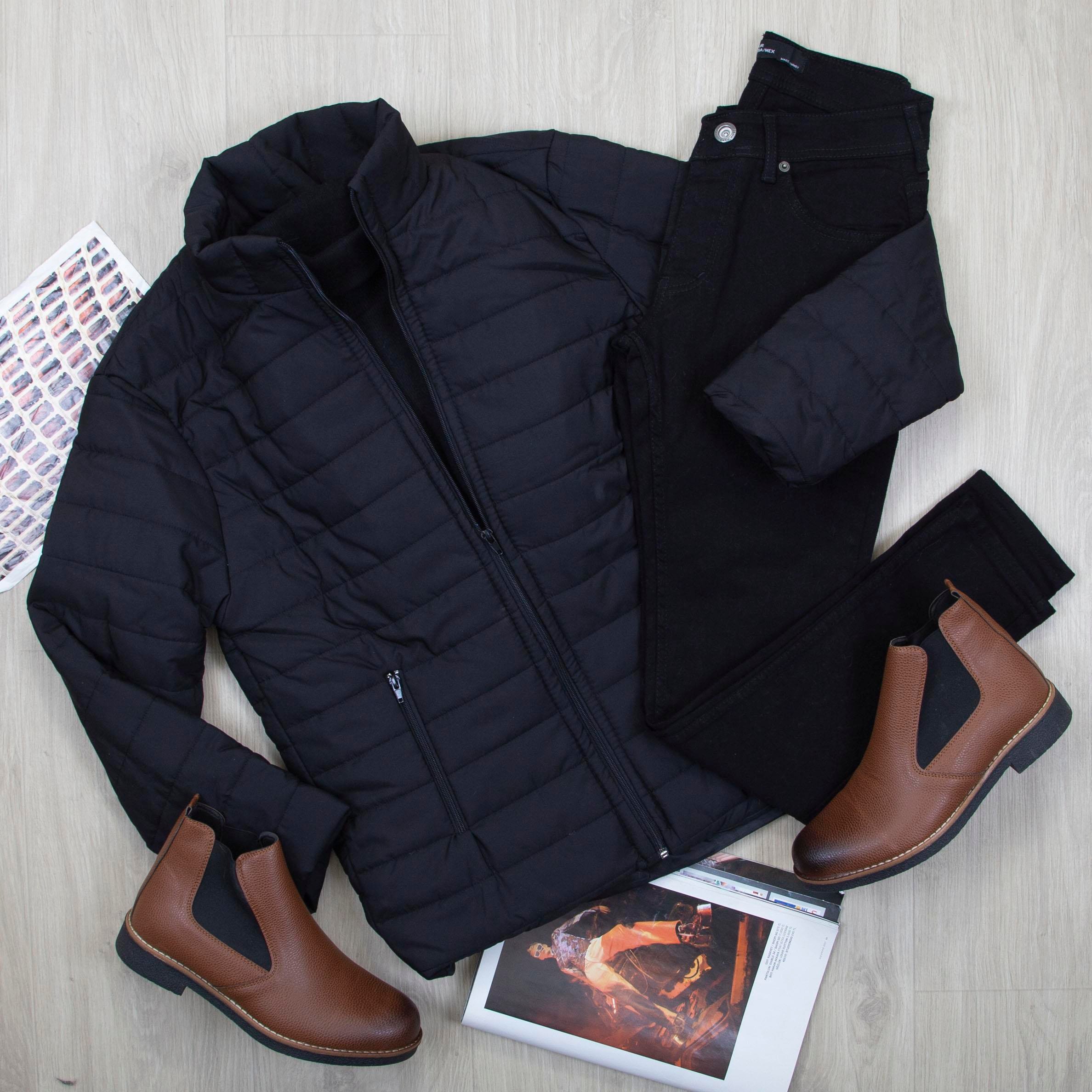 Siyah Şişme Mont Boğazlı Body Pantolon Bot Kombin