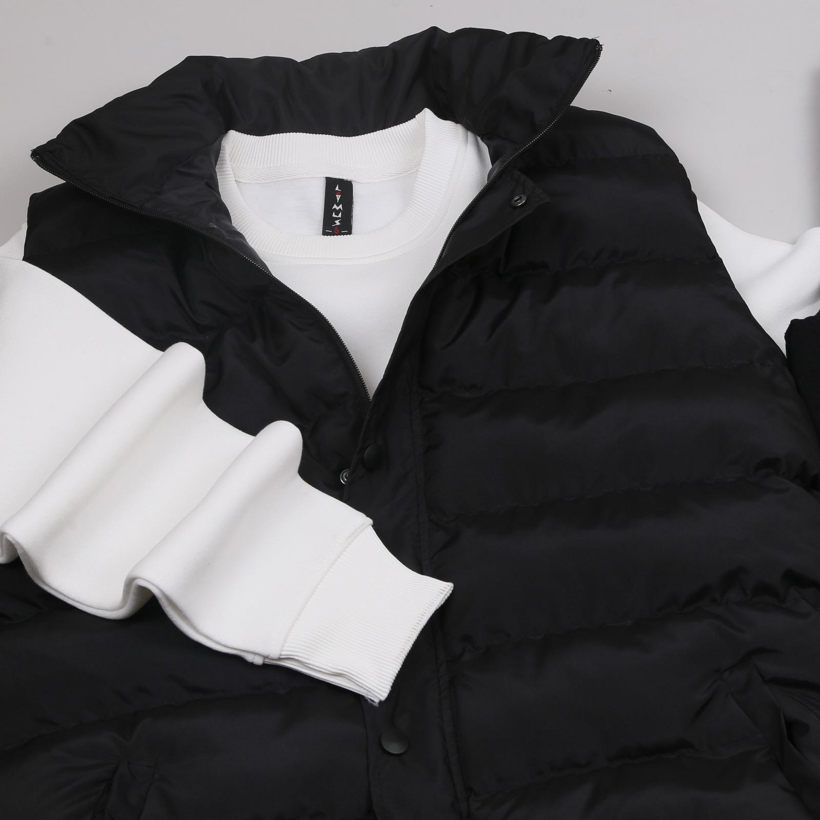 Siyah Şişme Yelek Beyaz Sweatshirt Kot Pantolon Ayakkabı Kombin