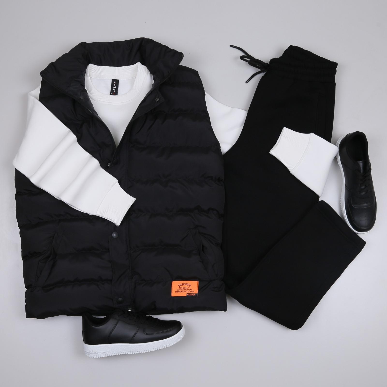 Siyah Şişme Yelek Beyaz Sweatshirt Siyah Eşofman Ayakkabı Kombin