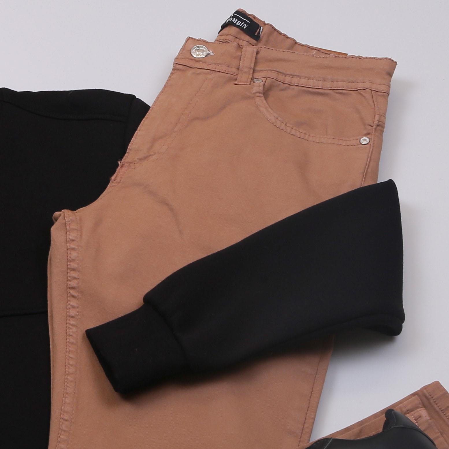 Siyah Sweat Pantolon Ayakkabı Kombin