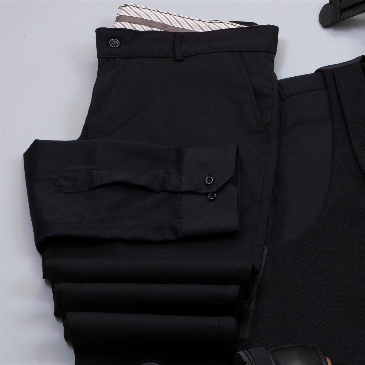 Siyah Takım Elbise Kombini