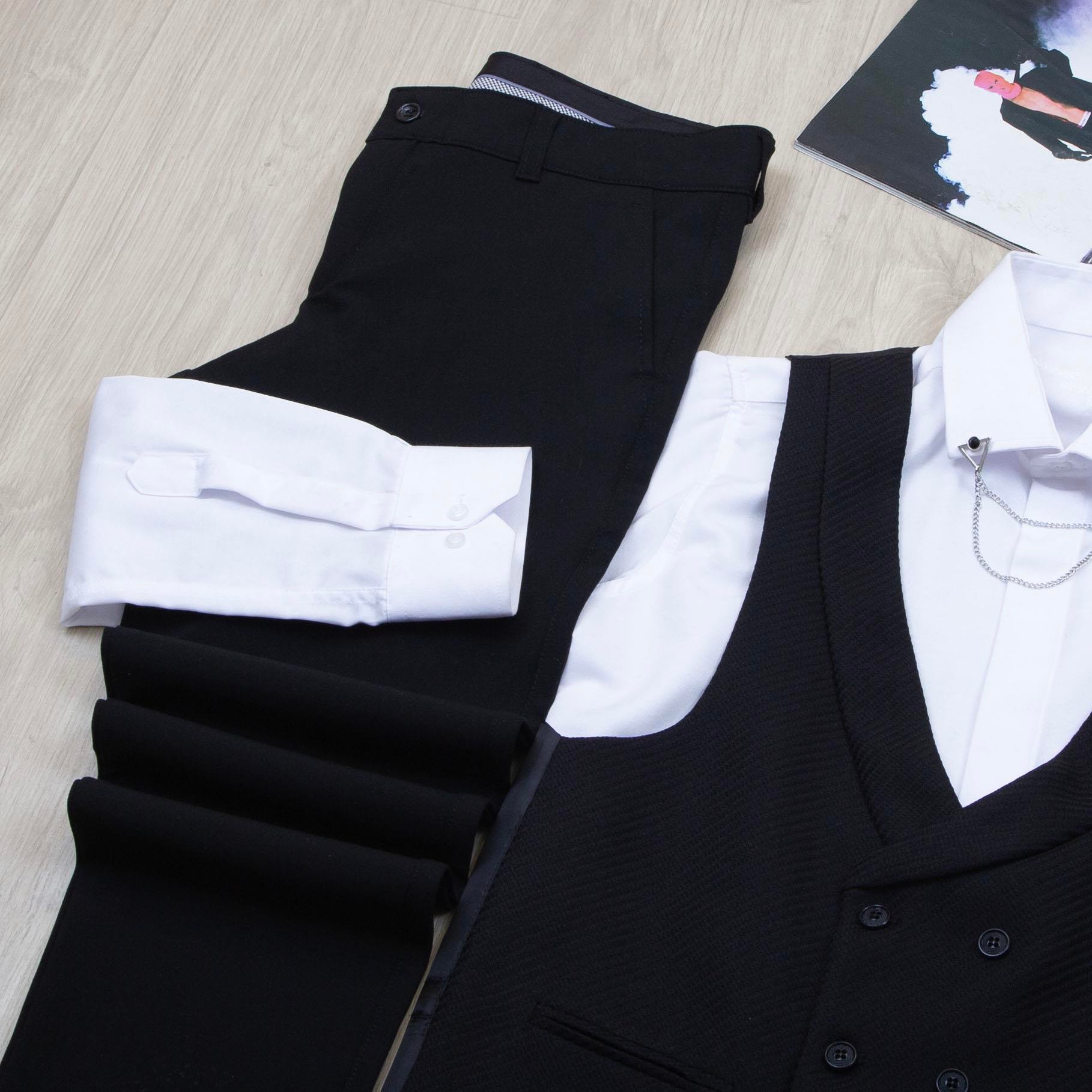 Siyah Takım Elbise Kombini