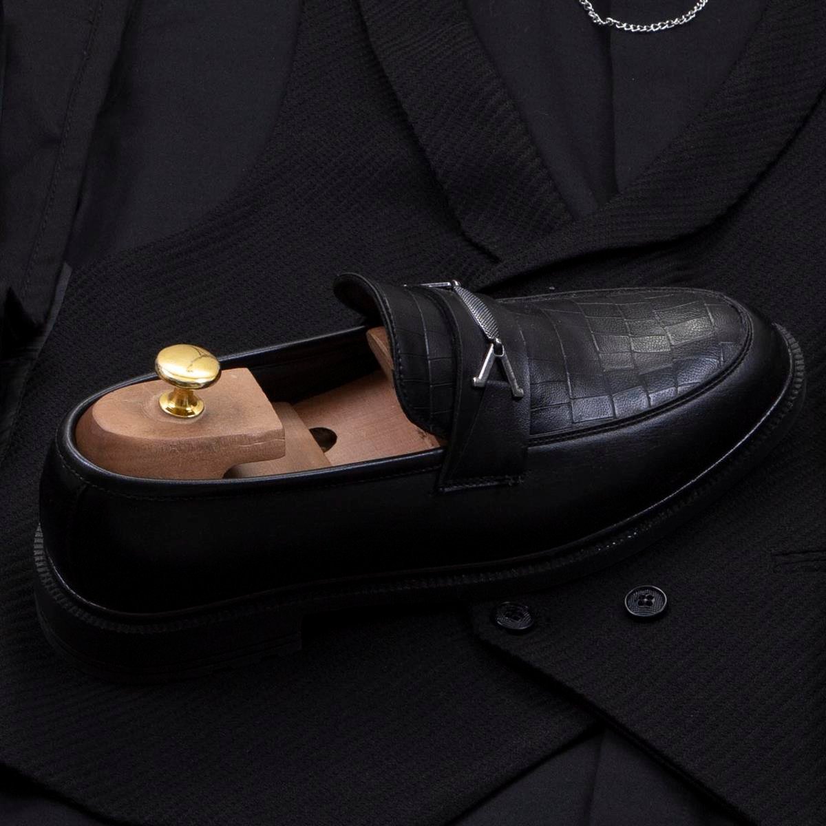 Siyah Takım Elbise Kombini