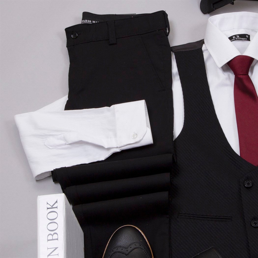 Siyah Takım Elbise Kombini