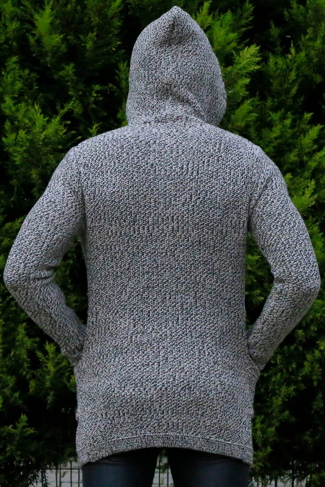 Siyah Taş Kırçıllı Kalın Hırka