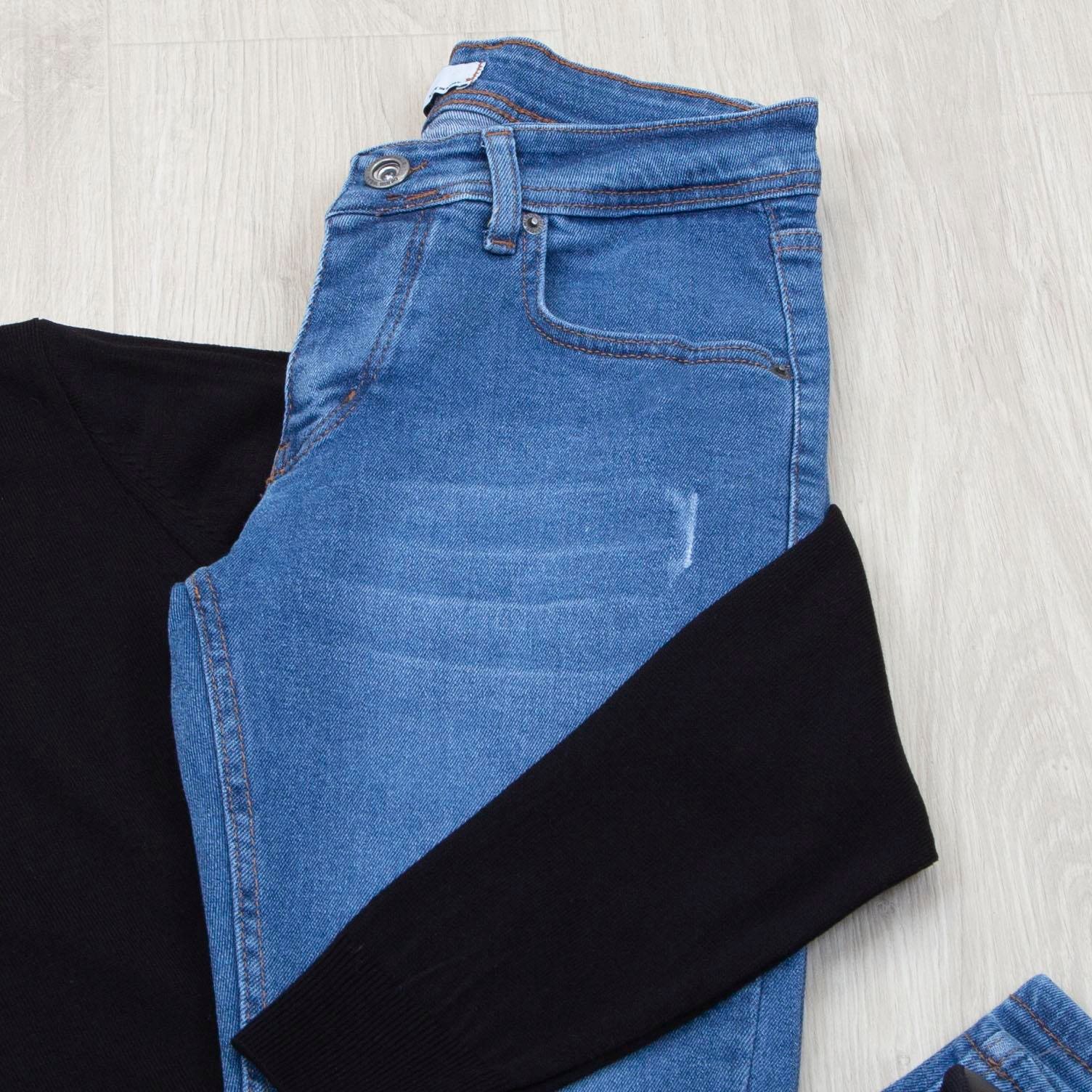 Siyah Yarım Balıkçı Kazak Pantolon Ayakkabı Kombin