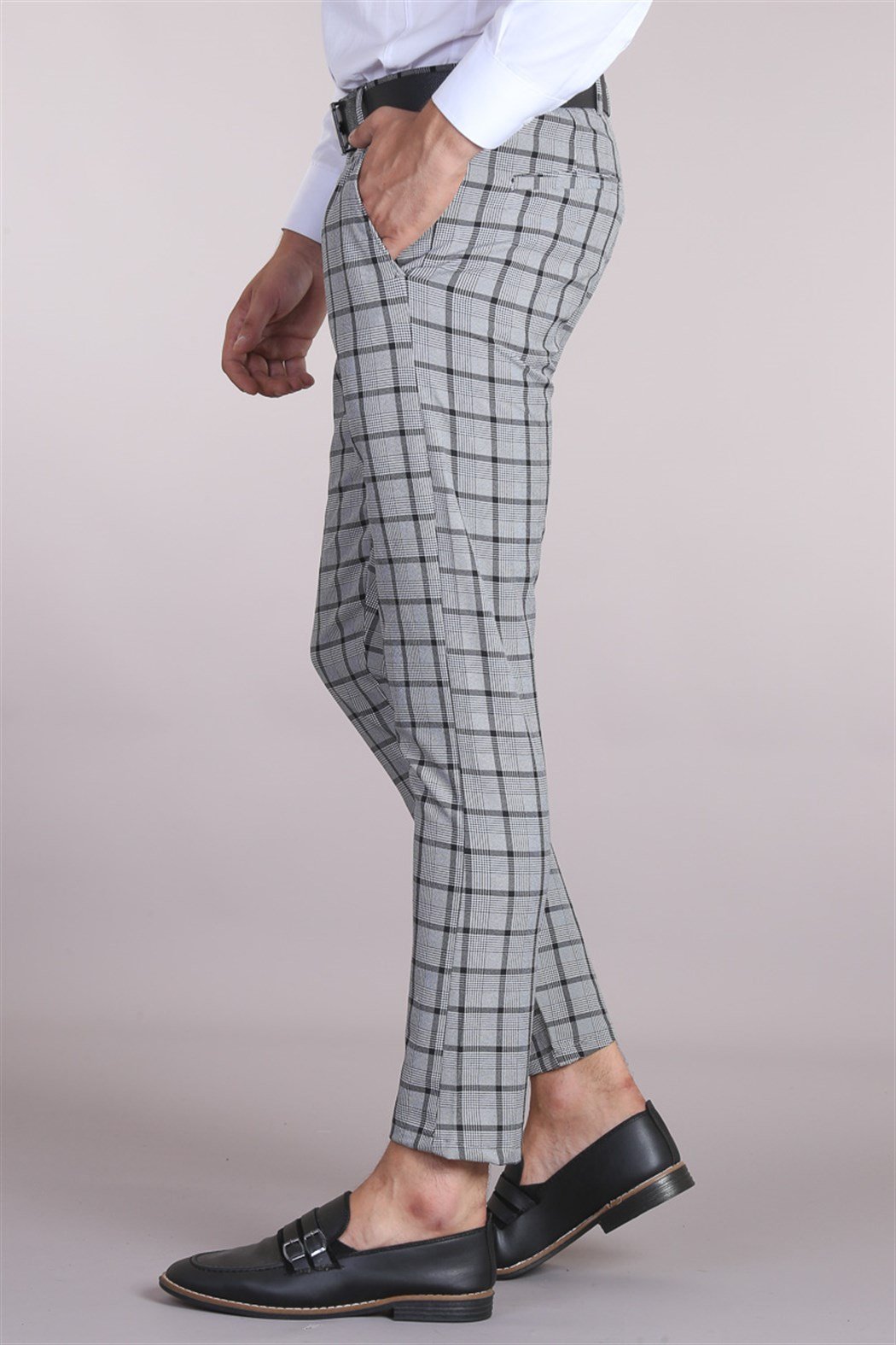 Slim Fit Ekoseli Gri Pantolon