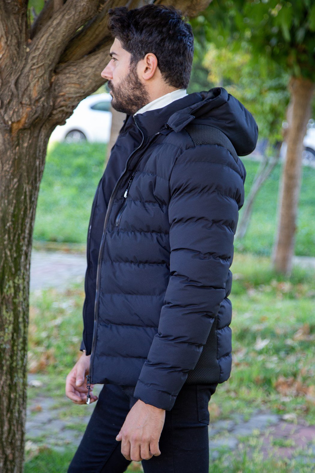 Slim fit fileli siyah şişme mont