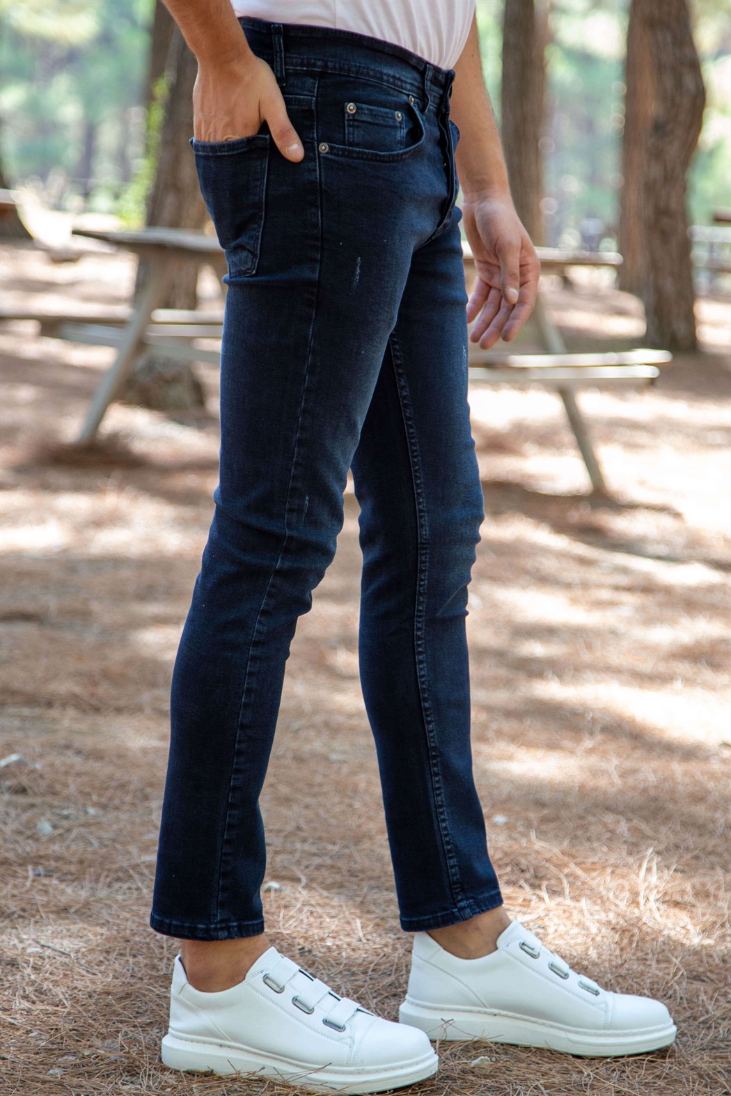 Slim fit tırnak detaylı dar paça koyu lacivert kot pantolon