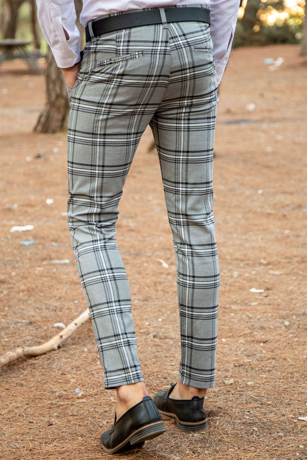 Slim fit yan cep detaylı geniş ekoseli gri pantolon