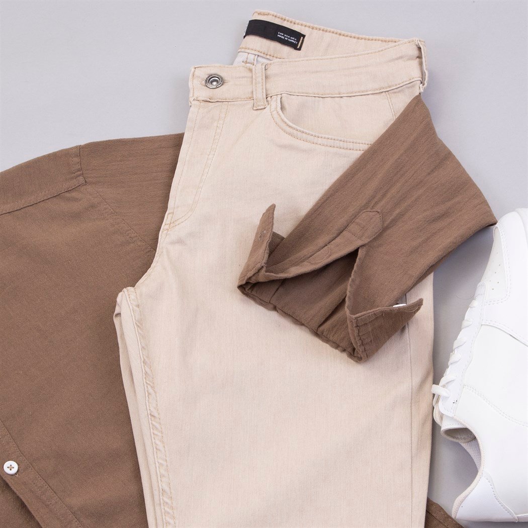 Spor Gömlek Pantolon Ayakkabı Kombin