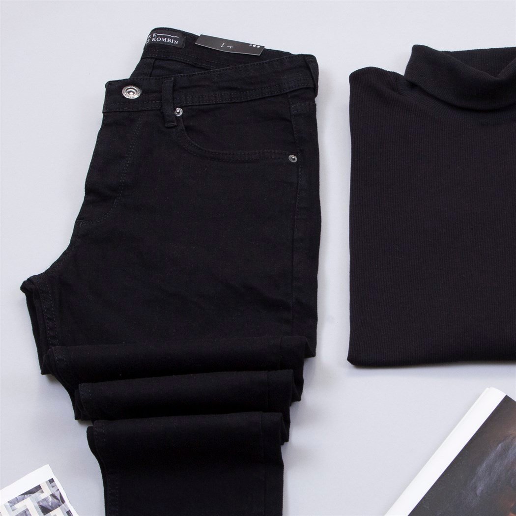 Sütlü Kahve Kaşe Ceket Boğazlı Kazak Pantolon Bot Kombin