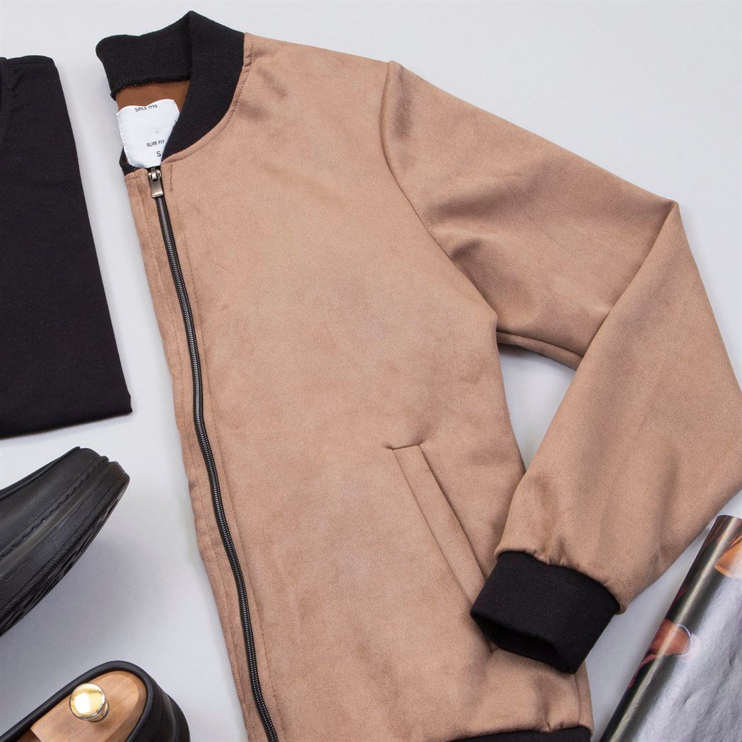 Sütlü Kahve Nubuk Ceket Tişört Pantolon Ayakkabı Kombin