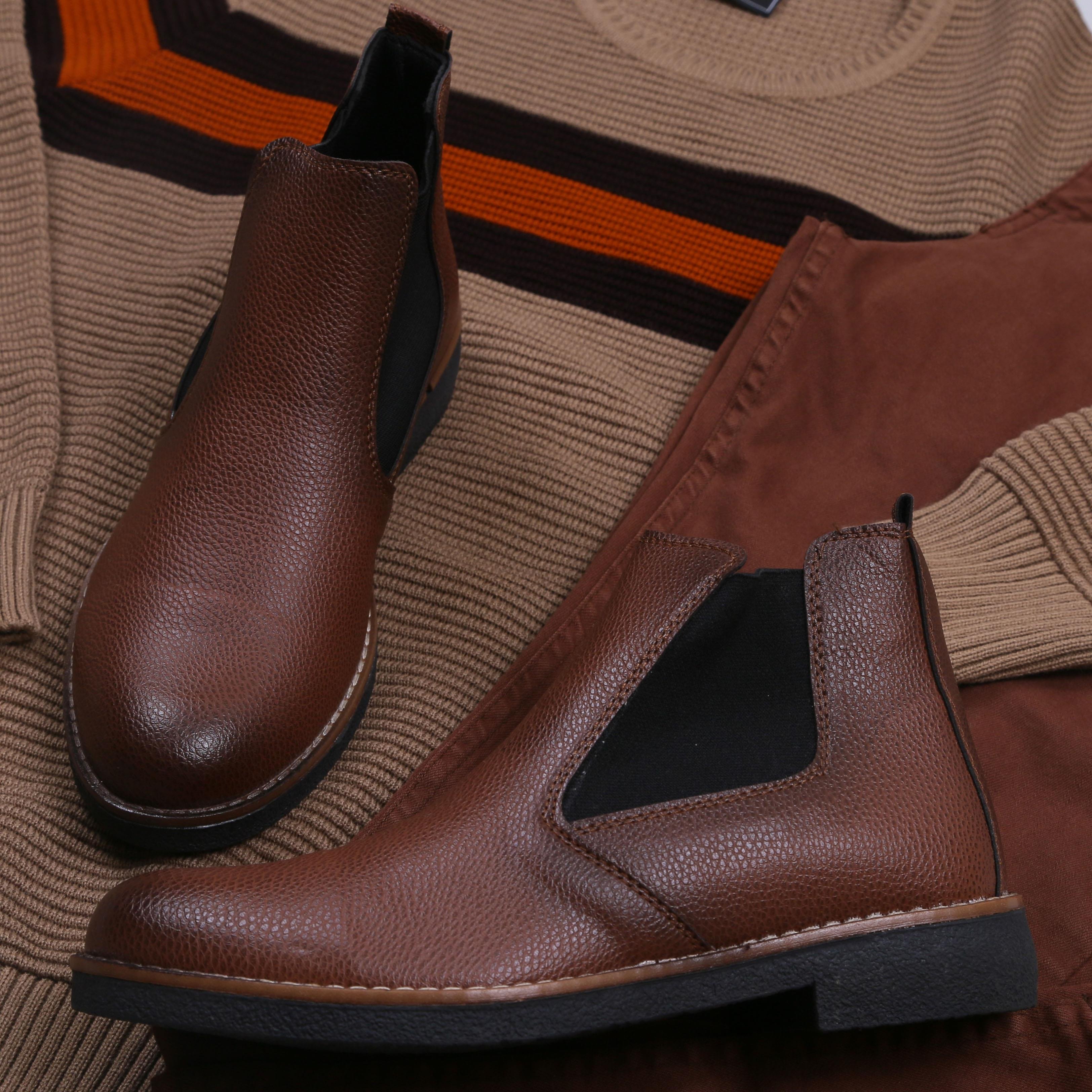 Taba Çizgili Kazak Kot Pantolon Bot Kombini