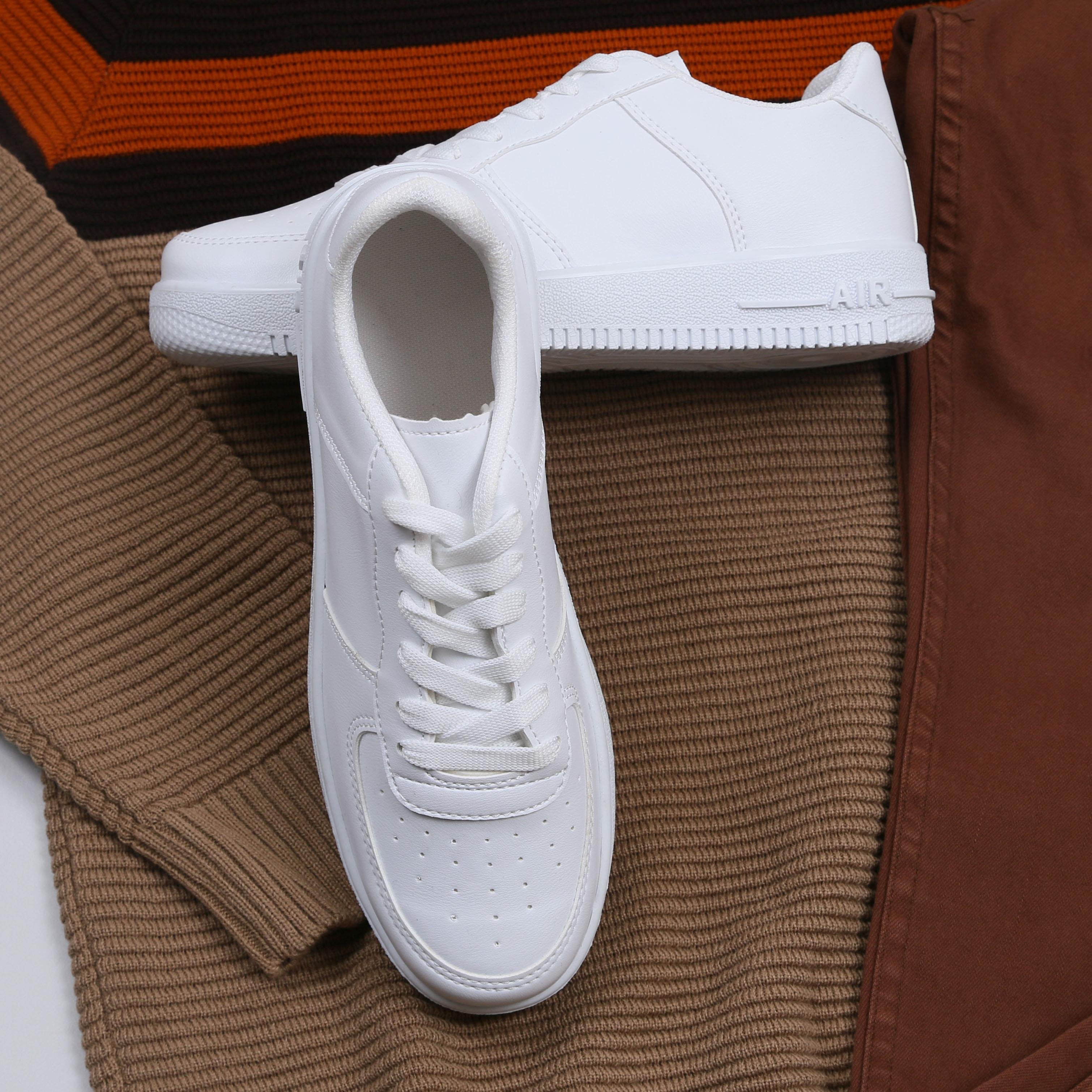 Taba Çizgili Kazak Pantolon Ayakkabı Kombini