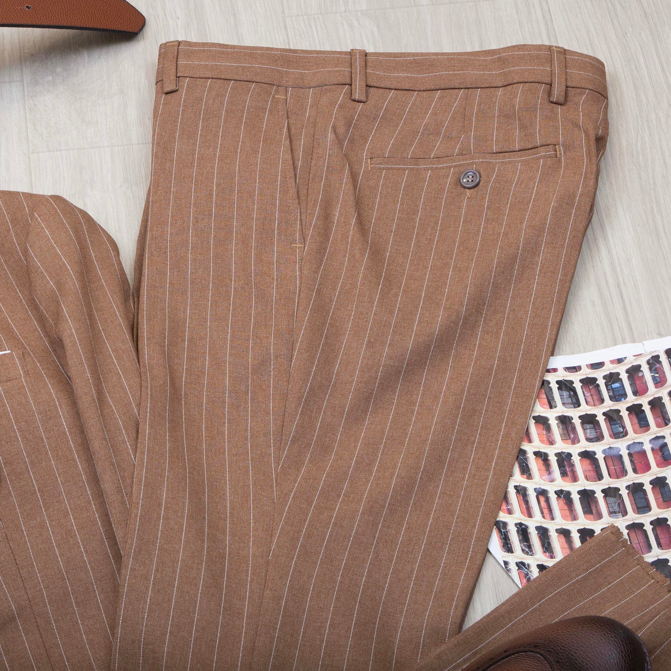 Taba Çizgili Kruvaze Takım Elbise Kombini