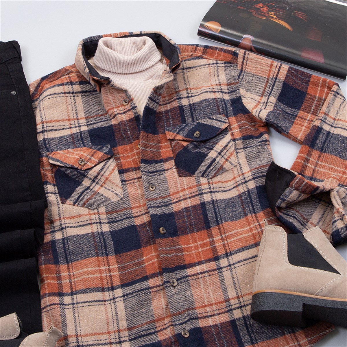 Taba Ekose Oduncu Gömlek Boğazlı Kazak Pantolon Bot Kombin