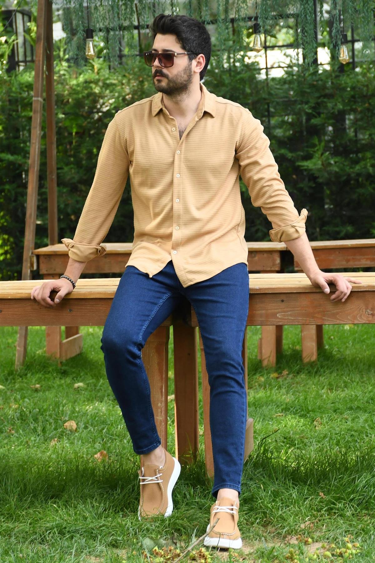 Taba Gömlekli Şık Spor Kombin