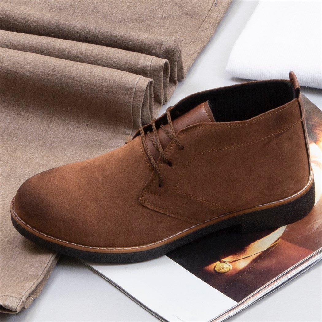 Taba Kaşe Ceket Boğazlı Kazak Pantolon Bot Kombin