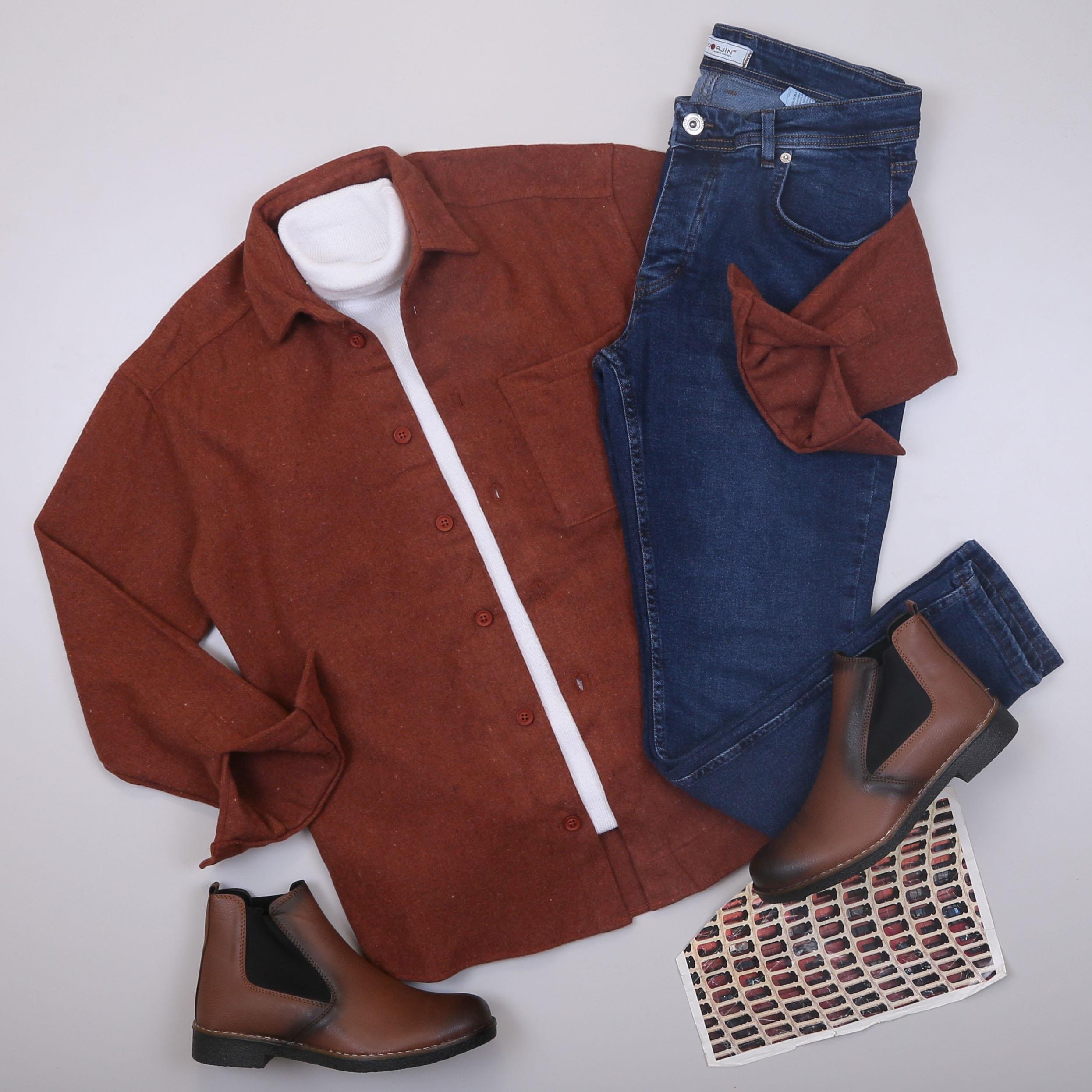 Taba Kaşe Gömlek Boğazlı Body Pantolon Bot Kombin