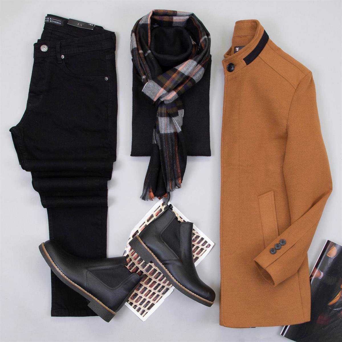 Taba Kaşe Kaban Boğazlı Kazak Atkı Pantolon Bot Kombin