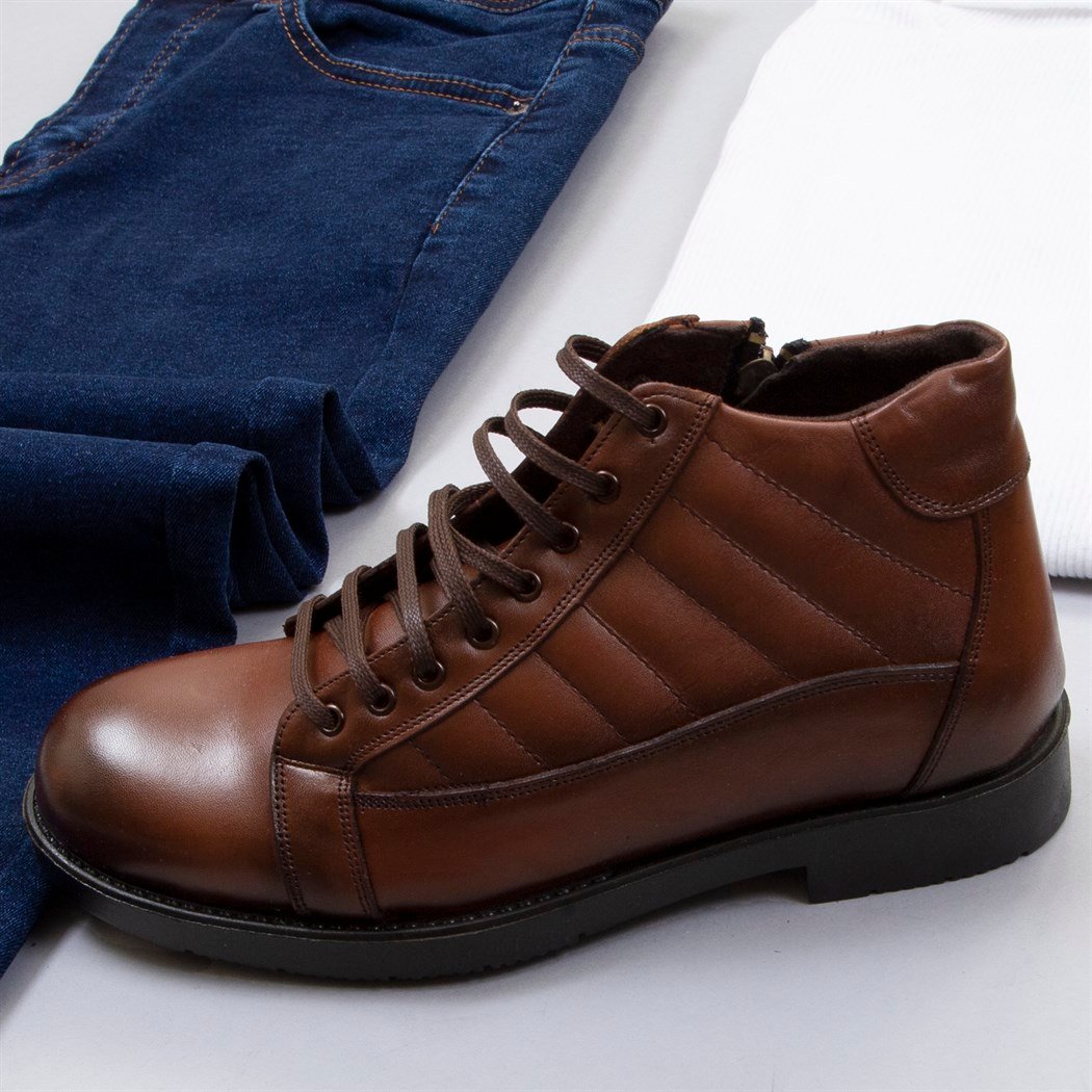 Taba Kaşe Kaban Boğazlı Kazak Pantolon Bot Kombin