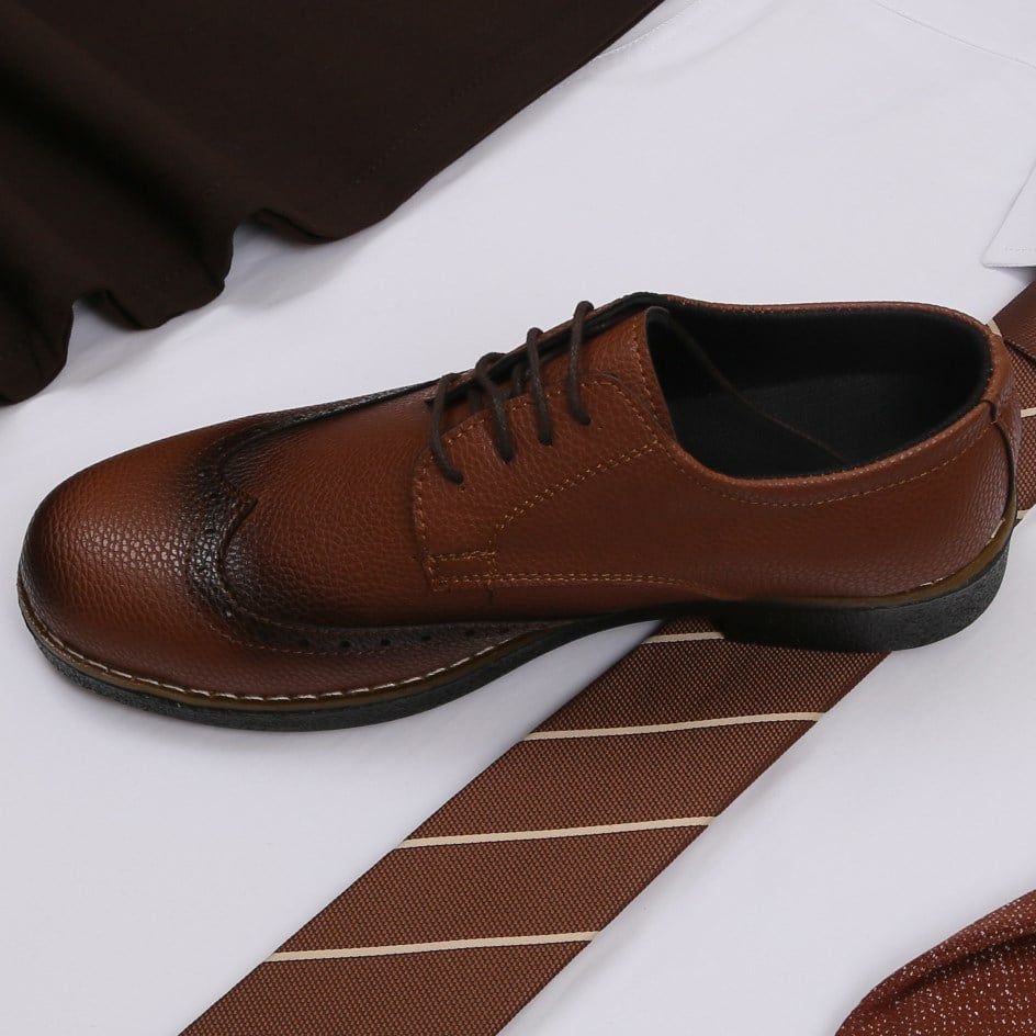 taba Kırçıllı  Blazer Ceket Beyaz Gömlek Kahve Pantolon Ayakkabı Kombin