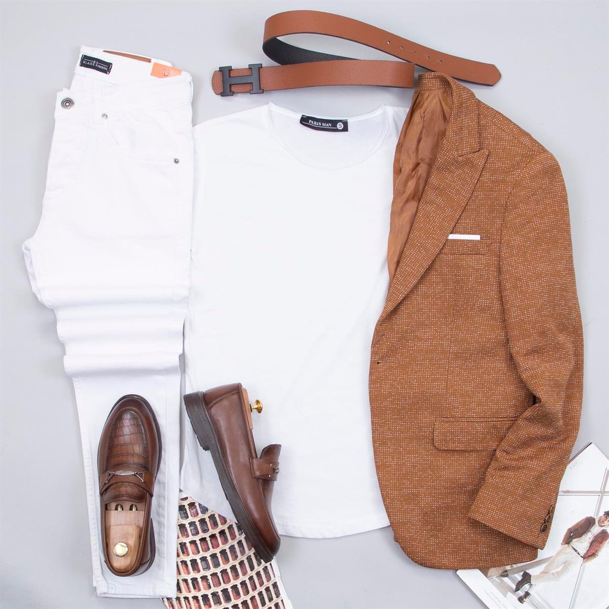 Taba Kırçıllı Blazer Ceket Tişört Pantolon Ayakkabı Kombin