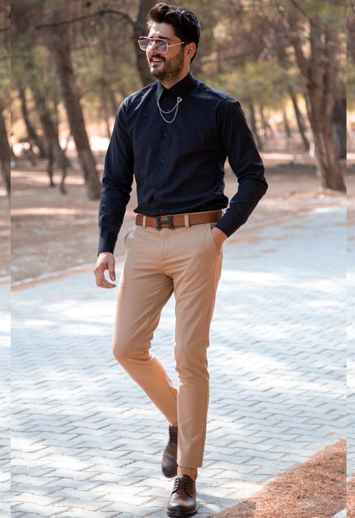 Taba Kumaş Pantolon Gömlek Ayakkabı Kombin