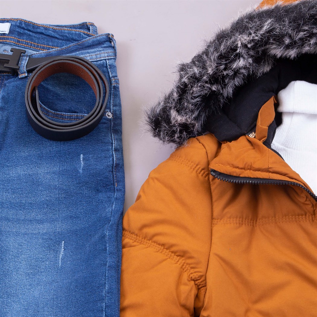 Taba Kürklü Şişme Mont Kazak Pantolon Bot Kombin