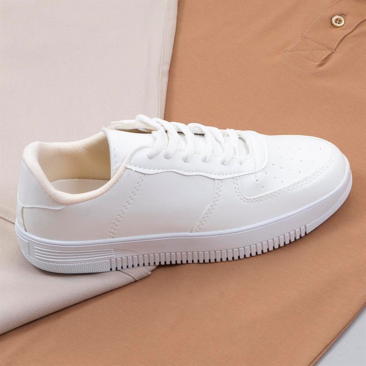 Taba Polo Yaka Tişört Pantolon Ayakkabı Kombin