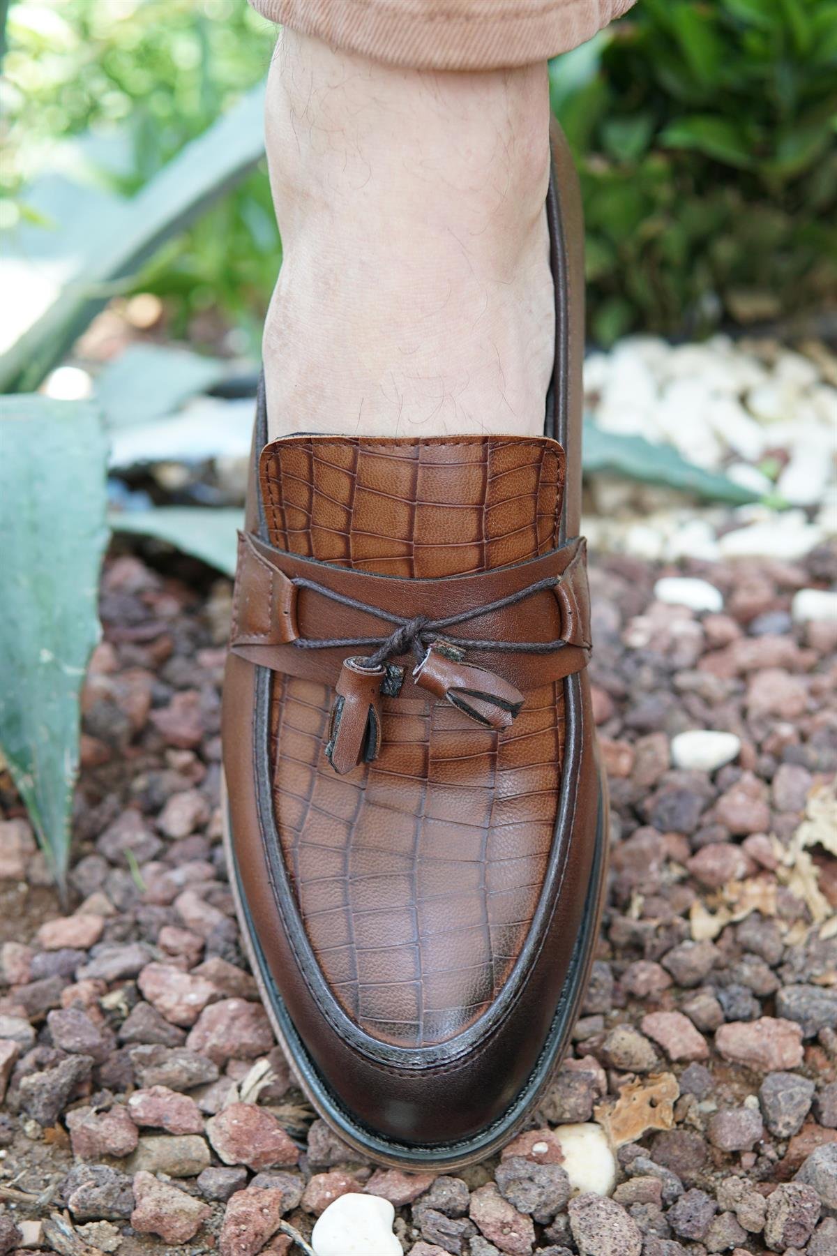 Taba Püsküllü Ayakkabı