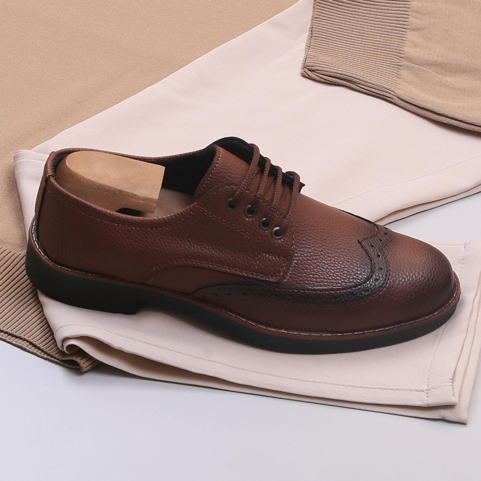 Bej Triko Polo Yaka Pantolon Ayakkabı Kombin