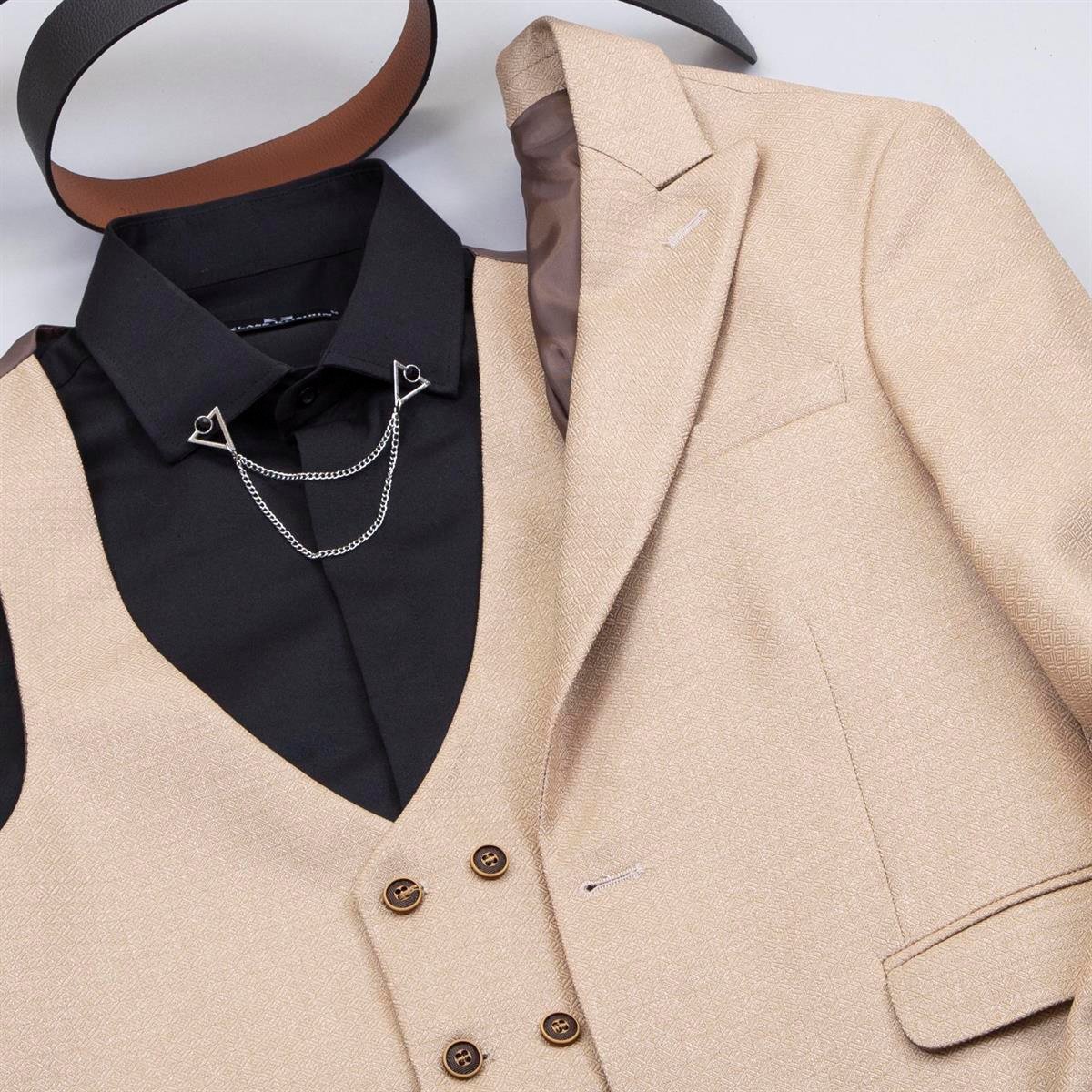 Taş Takım Elbise Kombini