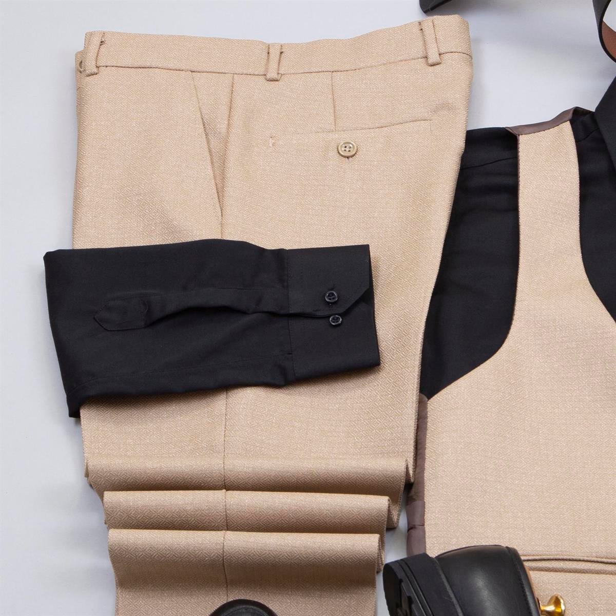 Taş Takım Elbise Kombini