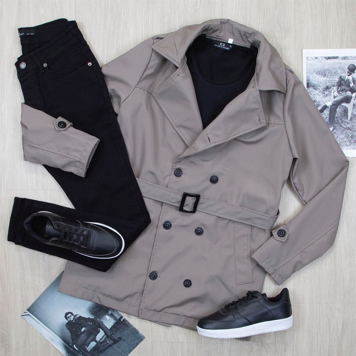 Taş Trençkot Tişört Pantolon Ayakkabı Kombin