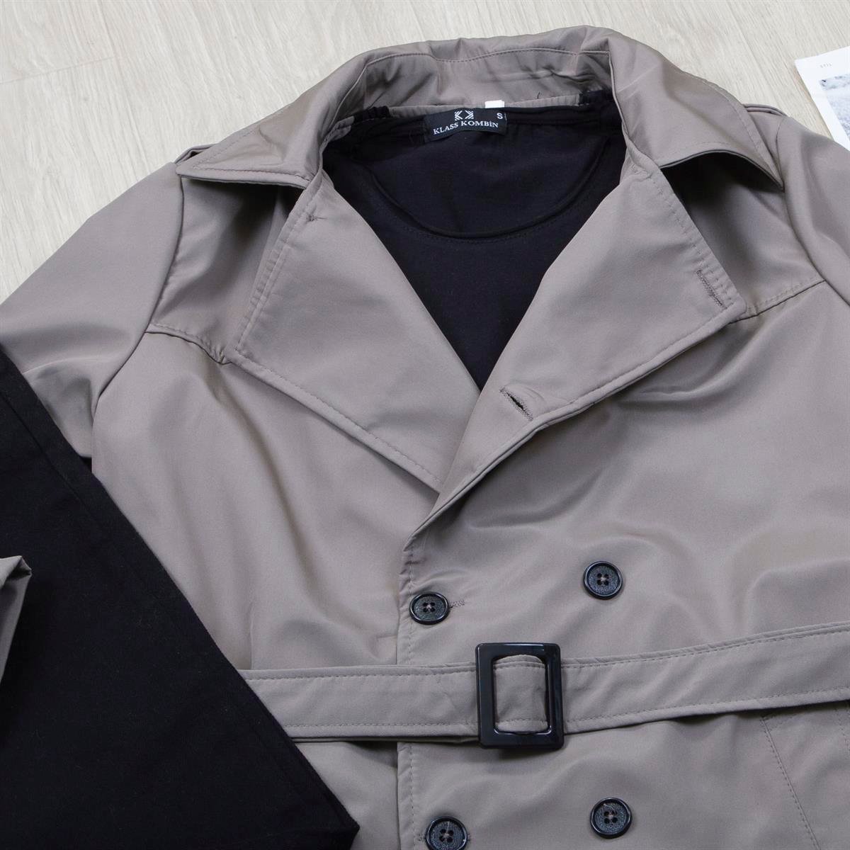 Taş Trençkot Tişört Pantolon Ayakkabı Kombin