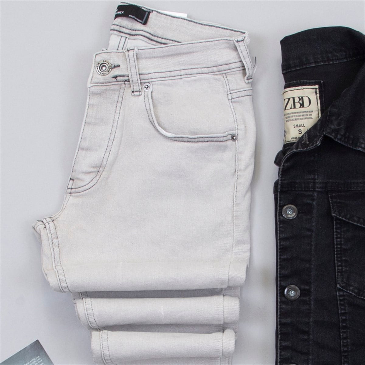 Taşlandırılmış Siyah Kot Ceket Kot Pantolon Kombin