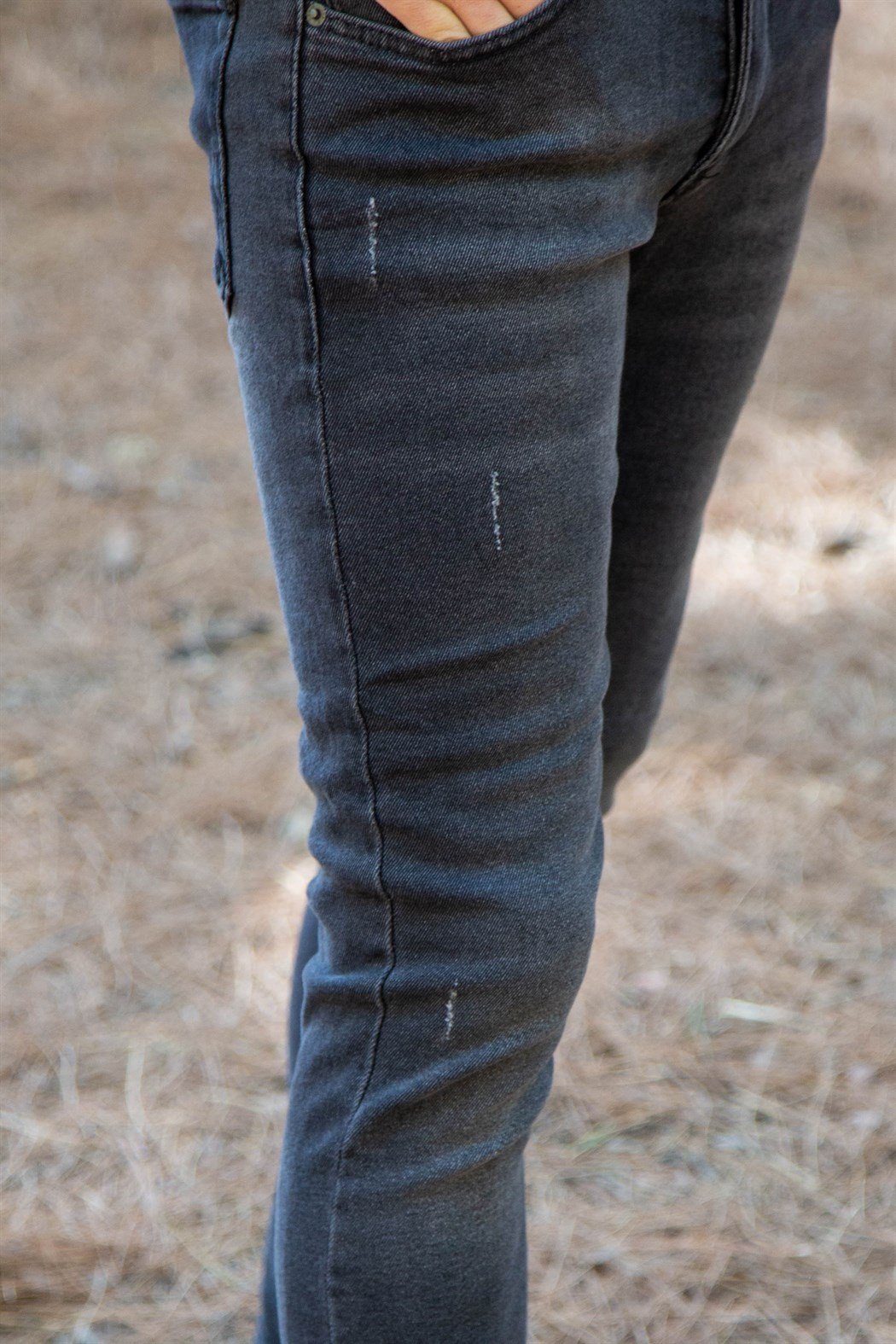 Tırnak detaylı slim fit likralı füme kot pantolon